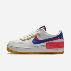 Basket Nike Air Force 1 Shadow Blanche 9307-825 Summit White/Flash Crimson/Dark Sulfur/Astronomy Blue Femme | IET-91205921